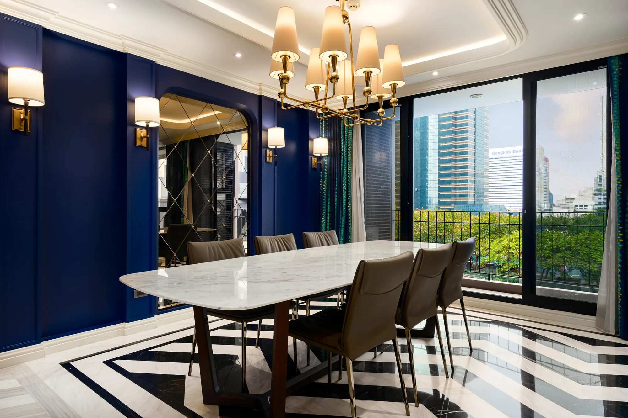 Dining room and city view