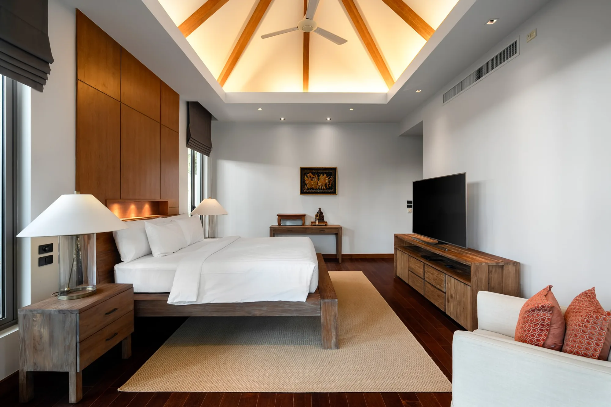Master bedroom, Anchan