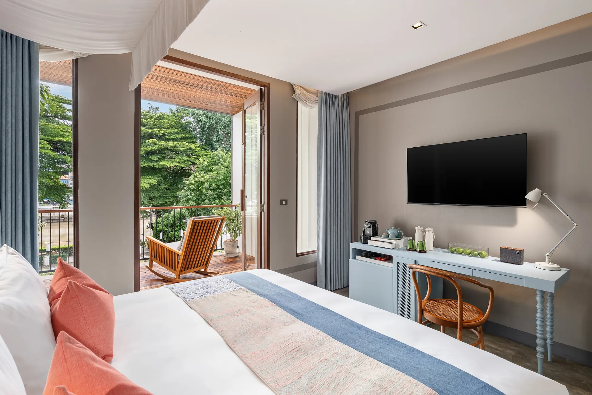River view deluxe room