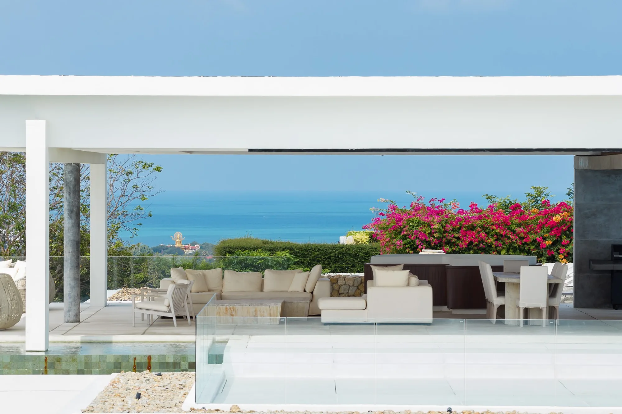 Villa 30 terrace and sea view