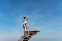 Traveler on the stair to Heaven