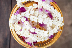 Wedding flower garland