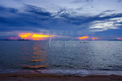 sunset in lipa noi